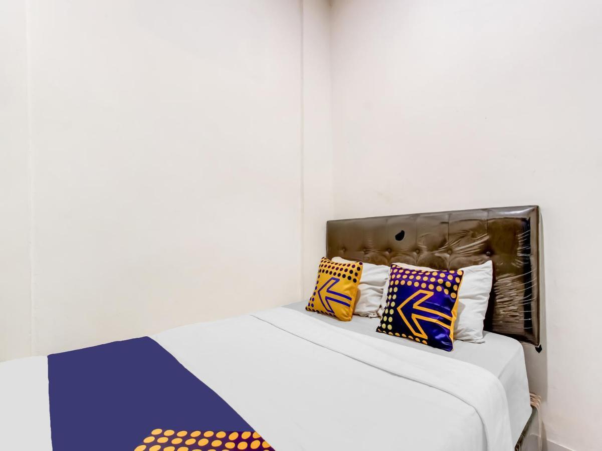 Oyo Life 91374 Asia Stay Semarang Syariah Eksteriør bilde