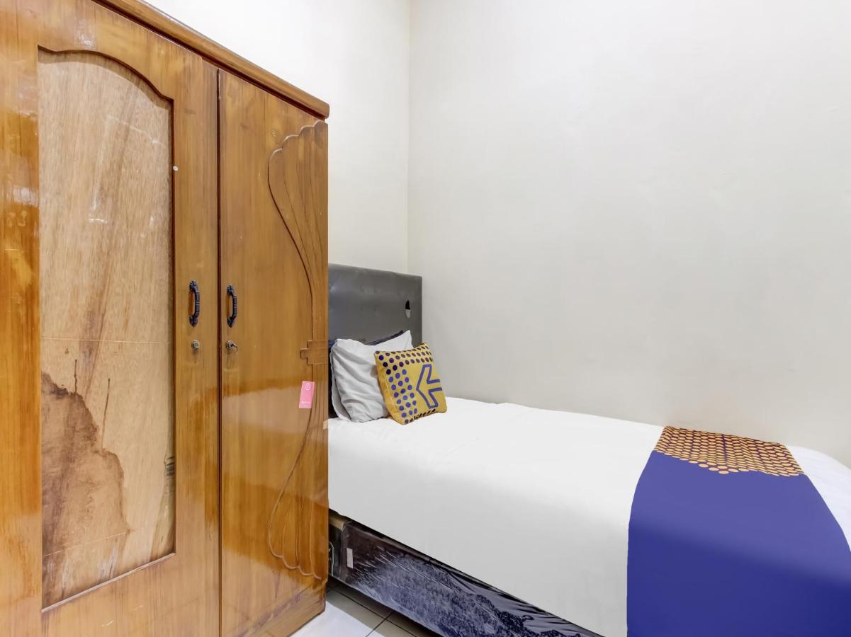 Oyo Life 91374 Asia Stay Semarang Syariah Eksteriør bilde