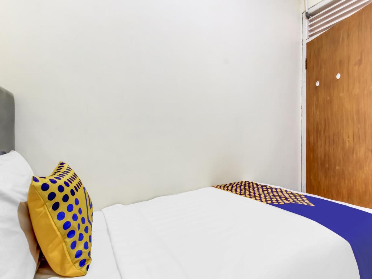 Oyo Life 91374 Asia Stay Semarang Syariah Eksteriør bilde